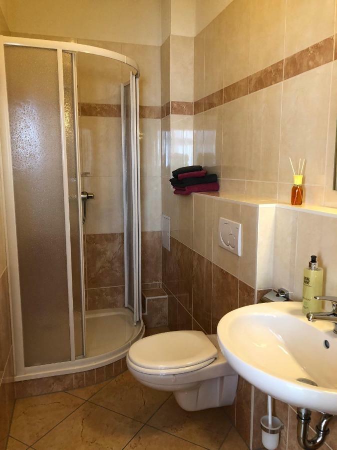 Zum Postamt Hotell Rothenburg  Exteriör bild