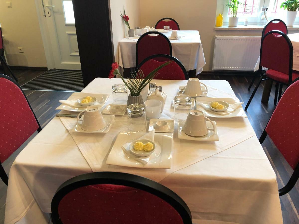 Zum Postamt Hotell Rothenburg  Exteriör bild